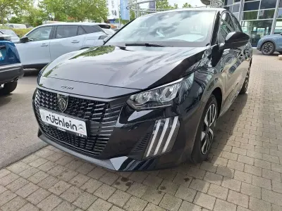 Neu Peugeot 208 Style 101 PS (74 kW) 2026 Schwarz Kleinwagen