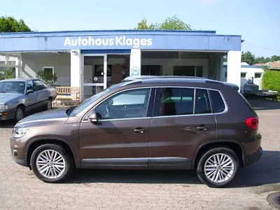 Gebraucht VW Tiguan Cup 122 PS (89 kW) 2015 Toffeebraun metallic SUV