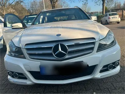 Gebraucht Mercedes C200 136 PS (100 kW) 2012 Weiß Kombi