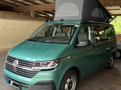 Gebraucht VW California Coast 150 PS (110 kW) 2022 Grün Van