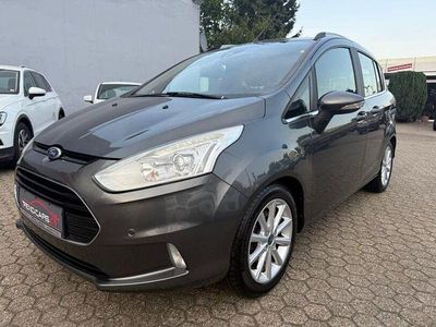 Schwarz Gebraucht 2016 Ford B-MAX Titanium Van / Kleinbus | 7.390 € (Fairer Preis)