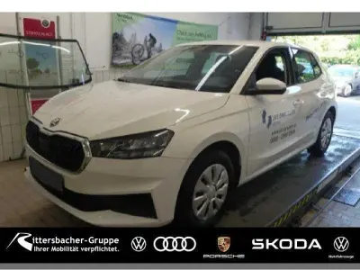 Gebraucht Skoda Fabia Ambition 95 PS (69 kW) 2022 Weiß Kleinwagen