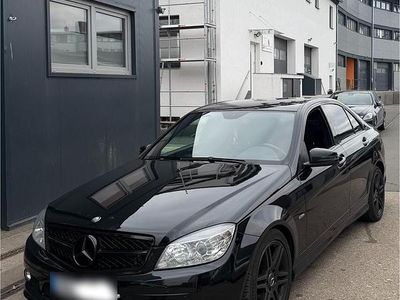 Gebraucht Mercedes C320 165 PS (121 kW) 2008 Schwarz Limousine