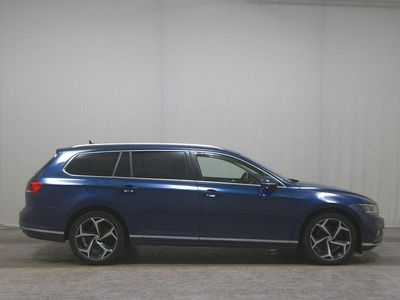 Gebraucht VW Passat Elegance 200 PS (147 kW) 2019 Blau Kombi