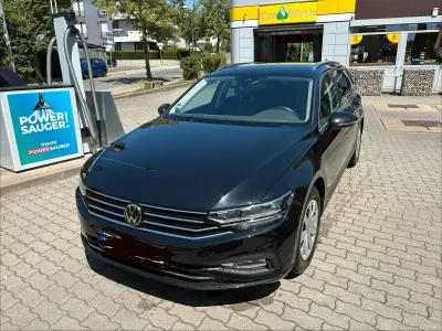 Gebraucht VW Passat Business 150 PS (110 kW) 2022 Schwarz Kombi