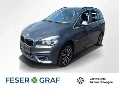 Gebraucht BMW 218 Sport Line 136 PS (100 kW) 2015 Mineralgrau metallic Van / Kleinbus
