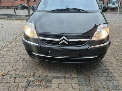 Citroën C8