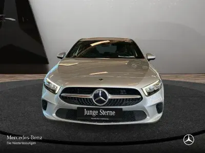 Gebraucht Mercedes A250 218 PS (160 kW) 2021