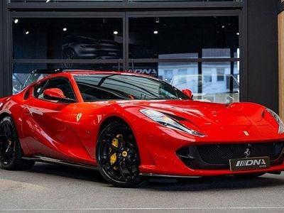 Gebraucht Ferrari 812 795 PS (584 kW) 2020 Rot