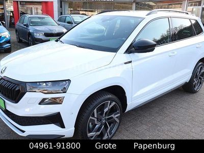 Neu Skoda Karoq SportLine 150 PS (110 kW) 2025 Silber SUV
