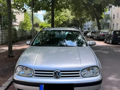 Gebraucht VW Golf IV 105 PS (77 kW) 2002 Silber Kombi
