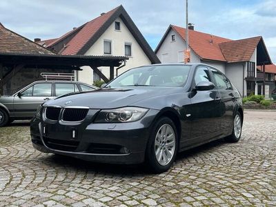 gebraucht BMW 320 E90 d