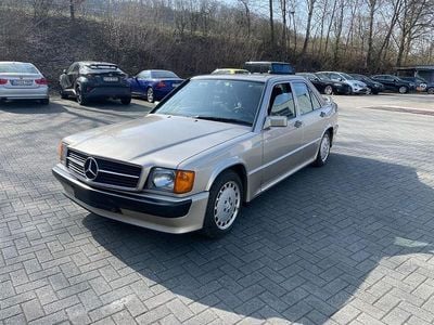 Usata Mercedes 190 185 CV (136 kW) 1988 Beige Berlina