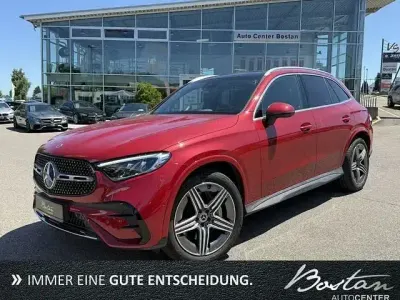 Second-hand Mercedes GLC300 AMG 269 CP (197 kW) 2024 Roșu SUV