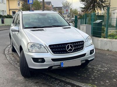 Gebraucht Mercedes ML280 190 PS (139 kW) 2008 Silber SUV