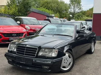 Gebraucht Mercedes E320 AMG 220 PS (161 kW) 1995 Blau Cabrio