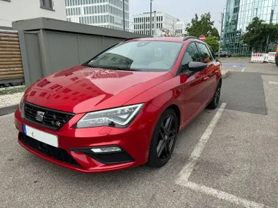 Gebraucht Seat Leon FR 150 PS (110 kW) 2020 Rot Limousine