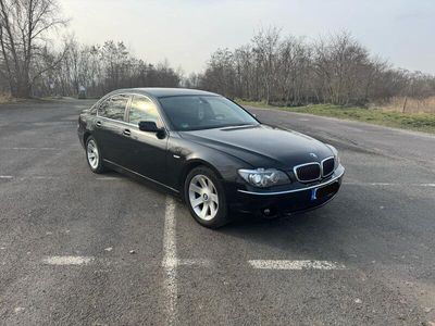 BMW 730
