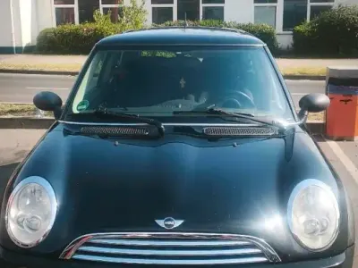 Gebraucht Mini Cooper 90 PS (66 kW) 2005 Schwarz Kleinwagen