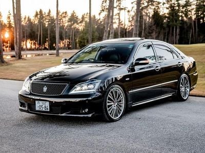 Usata Toyota Crown 315 CV (231 kW) 2007 Nero Berlina