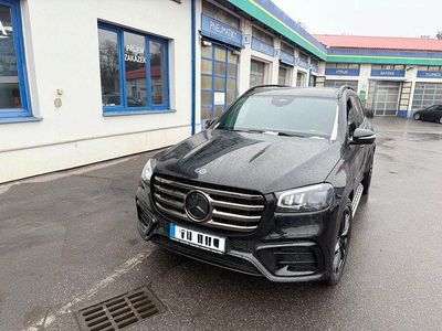 Gebraucht Mercedes GLS450 367 PS (269 kW) 2025 Schwarz SUV