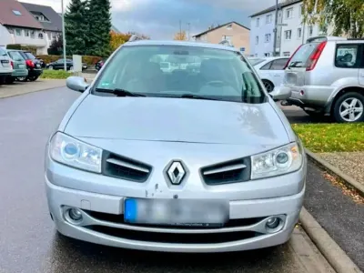 Gebraucht Renault Mégane GrandTour 131 PS (96 kW) 2008 Silber Kombi