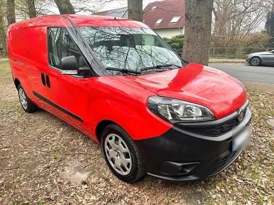 Usata Fiat Doblò 101 CV (74 kW) 2019 Bianco Monovolume