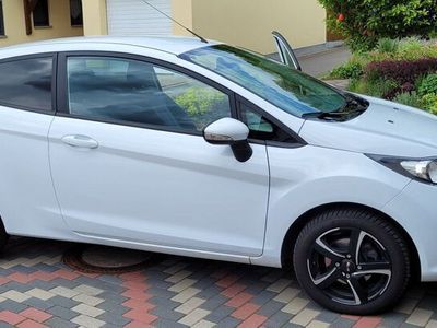 gebraucht Ford Fiesta 1.25 1. HAND SCHECKHEFT 58.548 KM