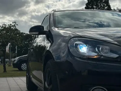 Gebraucht VW Golf VI 140 PS (102 kW) 2011 Schwarz Kleinwagen