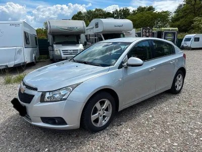 Gebraucht Chevrolet Cruze 120 PS (88 kW) 2011 Silber Limousine