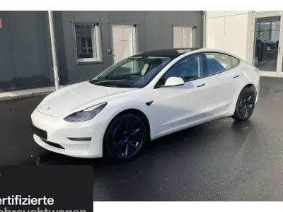 Occasion Tesla Model 3 Long Range RWD 208 kW (283 ch) 2021 Blanc Berline