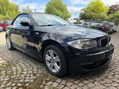 Gebraucht BMW 118 Cabriolet 143 PS (105 kW) 2010 Schwarz ii Cabrio