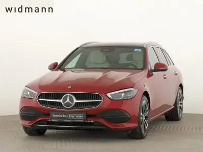 Gebraucht Mercedes C300e Avantgarde 204 PS (150 kW) 2023 Manufaktur patagonienrot metallic Kombi
