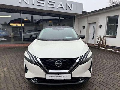 Gebraucht Nissan Qashqai N-Connecta 158 PS (116 kW) 2024 Pearl white mit schwarzem dach SUV