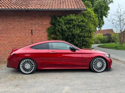 Gebraucht Mercedes C400 AMG 333 PS (244 kW) 2018 Rot