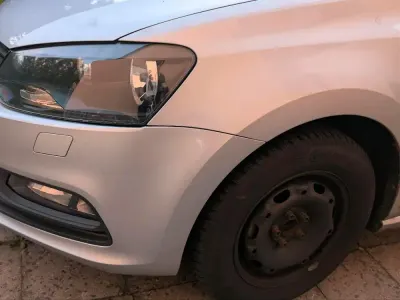 Gebraucht VW Polo 60 PS (44 kW) 2015 Silber Kleinwagen