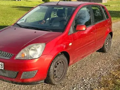 Gebraucht Ford Fiesta 80 PS (58 kW) 2008 Kleinwagen