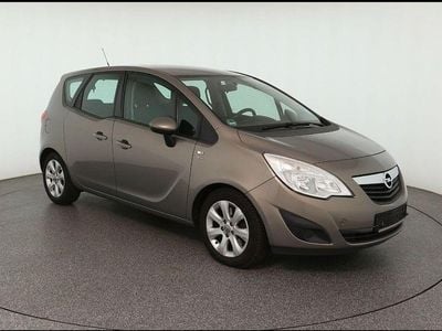 Grau Gebraucht 2014 Opel Meriva Active Van / Kleinbus | 6.700 € (Fairer Preis)