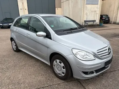 Gebraucht Mercedes B170 116 PS (85 kW) 2007 Silber Van / Kleinbus
