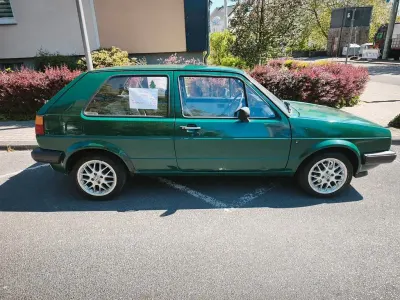 Usata VW Golf II 54 CV (39 kW) 1984 Verde Utilitaria