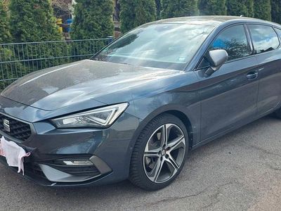Usata Seat Leon FR 150 CV (110 kW) 2022 Grigio Utilitaria