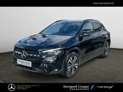 Gebraucht Mercedes GLA220 Night 190 PS (139 kW) 2024 Schwarz SUV