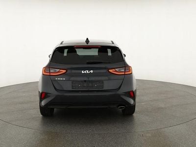 Pentametal metallic Neu 2025 Kia Ceed Kleinwagen | 23.995 € (Guter Preis)