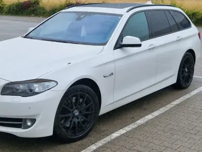 Gebraucht BMW 525 218 PS (160 kW) 2012 Weiß Limousine
