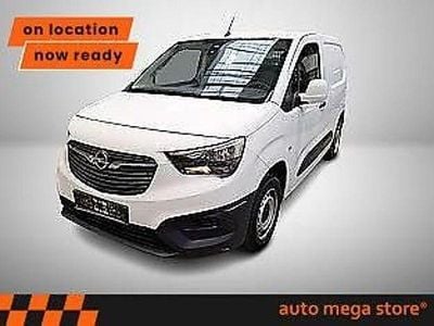 Weiß Gebraucht 2020 Opel Combo Edition Van | 10.749 € (Guter Preis)