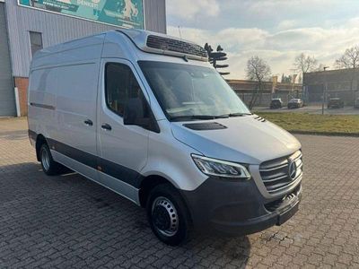 Gebraucht Mercedes Sprinter 190 PS (139 kW) 2020 Lackfarbe iridiumsilber mb 9775 (metallic) Van