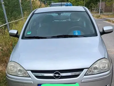 Gebraucht Opel Corsa 80 PS (58 kW) 2006 Silber Kleinwagen
