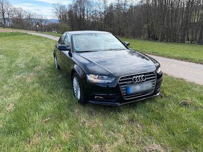 Gebraucht Audi A4 143 PS (105 kW) 2012 Schwarz Limousine