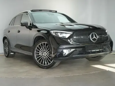 Gebraucht Mercedes GLC300 AMG line 258 PS (189 kW) 2023 Schwarz SUV