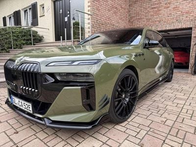 Second-hand BMW i7 M Sport 400 kW (544 CP) 2023 Verde Berlinǎ